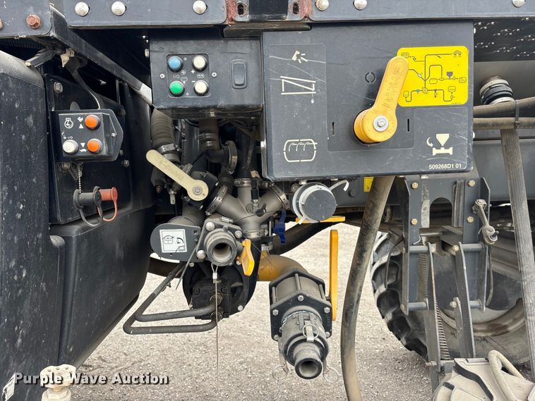 image for item EA4503 2013 AGGO RoGator 900 sprayer