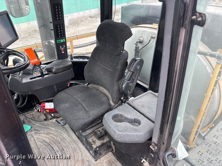 image for item EA4503 2013 AGGO RoGator 900 sprayer