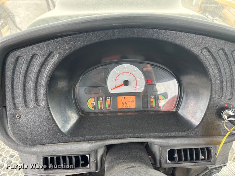 image for item EA4503 2013 AGGO RoGator 900 sprayer