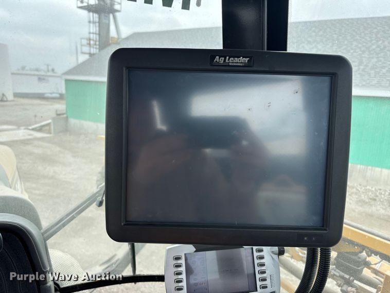 image for item EA4503 2013 AGGO RoGator 900 sprayer