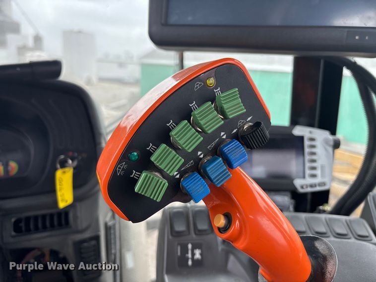 image for item EA4503 2013 AGGO RoGator 900 sprayer