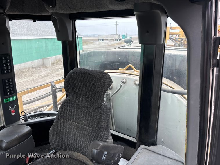 image for item EA4503 2013 AGGO RoGator 900 sprayer