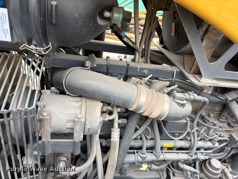 image for item EA4503 2013 AGGO RoGator 900 sprayer