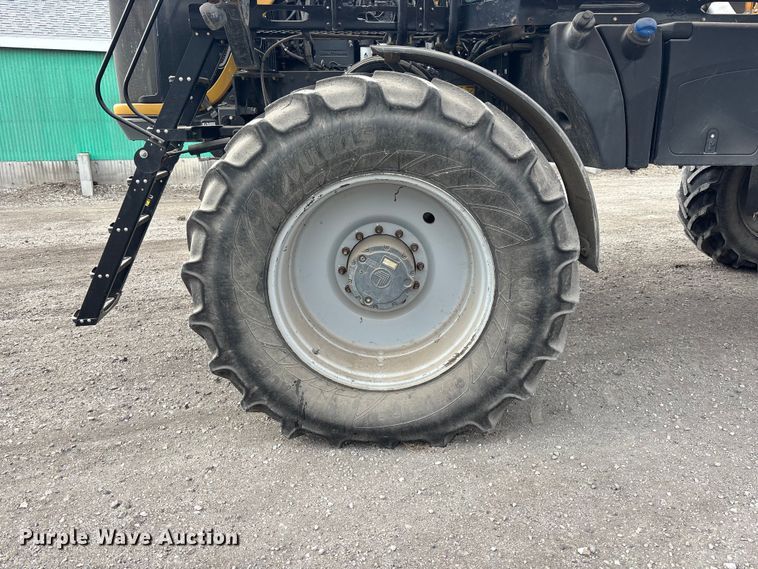 image for item EA4503 2013 AGGO RoGator 900 sprayer