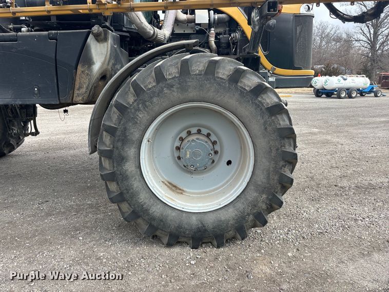 image for item EA4503 2013 AGGO RoGator 900 sprayer