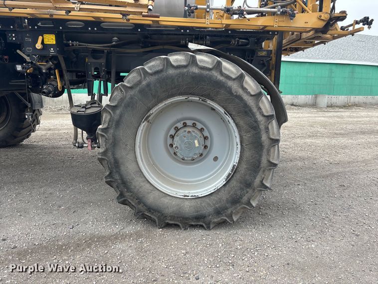 image for item EA4503 2013 AGGO RoGator 900 sprayer