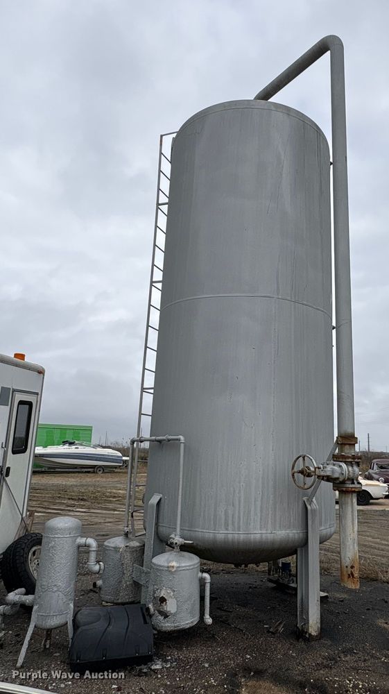 image for item EA7205 Tank