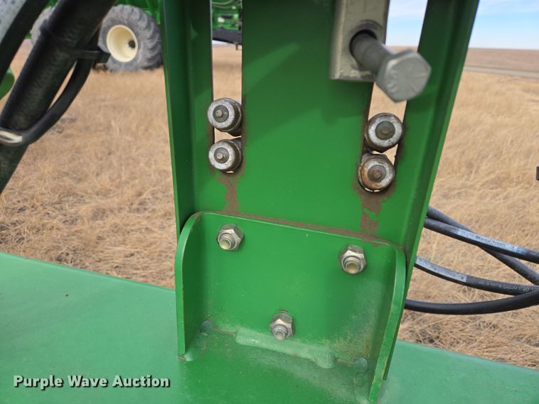 image for item EB1343 2012 John Deere 2210 field cultivator