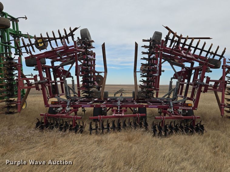 image for item EB1344 2020 Premier Tillage Minimizer MMZ9-54 sweep plow