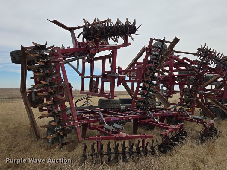 image for item EB1344 2020 Premier Tillage Minimizer MMZ9-54 sweep plow