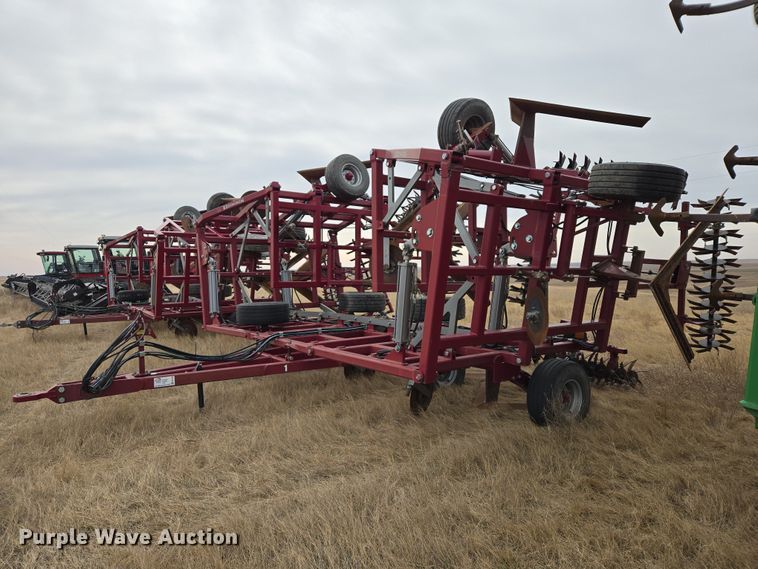 image for item EB1344 2020 Premier Tillage Minimizer MMZ9-54 sweep plow