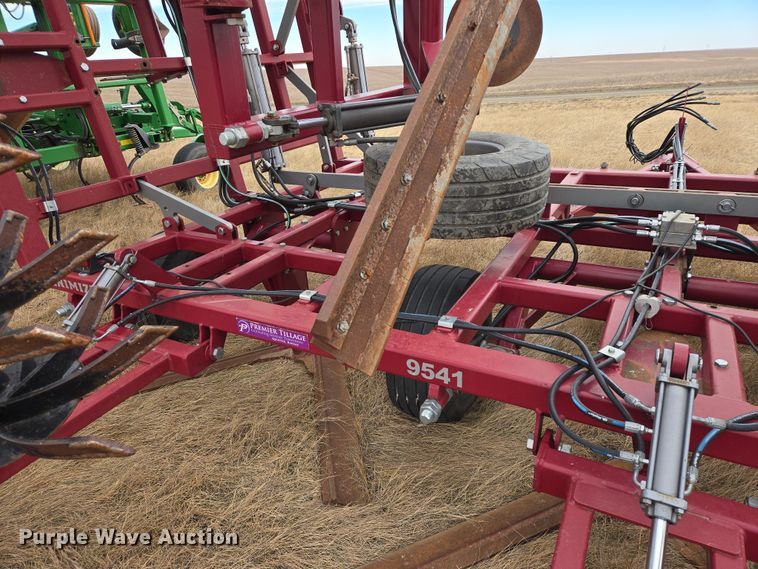 image for item EB1344 2020 Premier Tillage Minimizer MMZ9-54 sweep plow