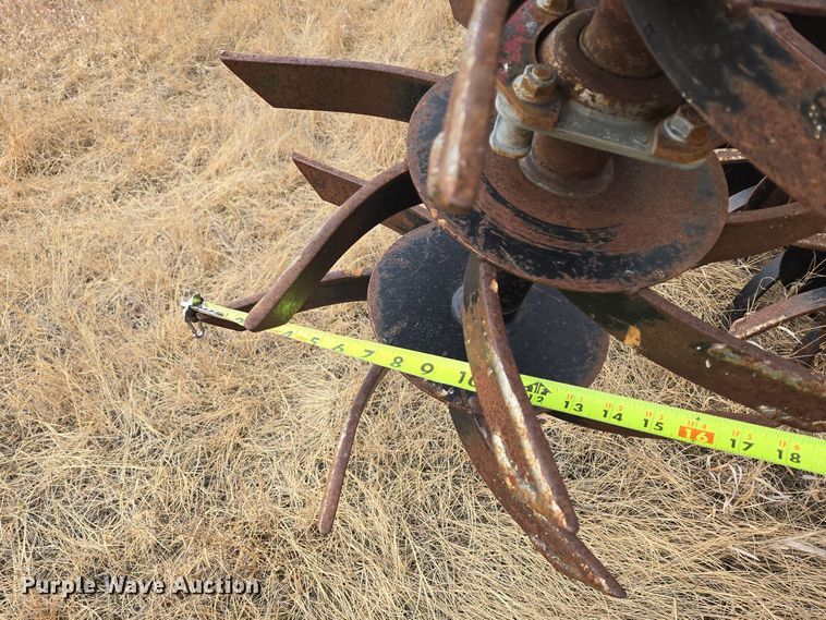 image for item EB1344 2020 Premier Tillage Minimizer MMZ9-54 sweep plow