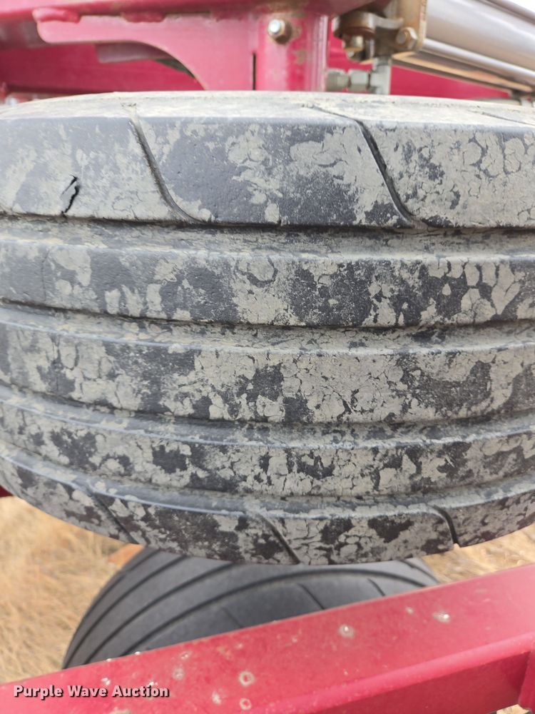 image for item EB1344 2020 Premier Tillage Minimizer MMZ9-54 sweep plow