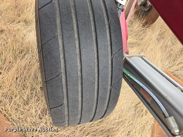 image for item EB1344 2020 Premier Tillage Minimizer MMZ9-54 sweep plow