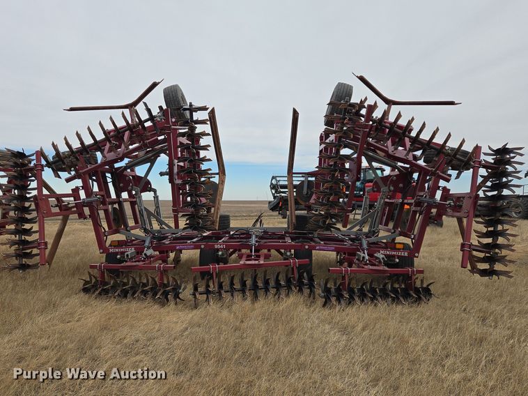 image for item EB1345 2020 Premier Tillage Minimizer MMZ9-54 sweep plow