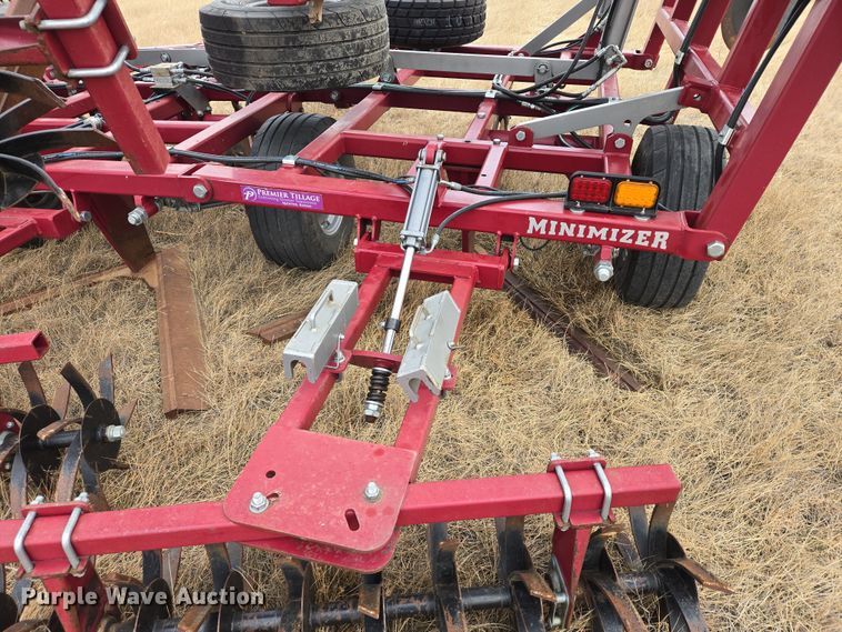 image for item EB1345 2020 Premier Tillage Minimizer MMZ9-54 sweep plow