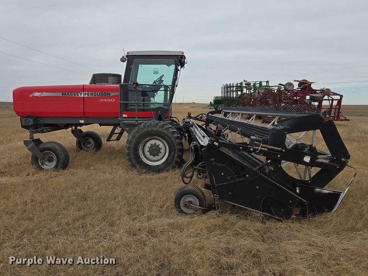 image for item EB1346 2009 Massey Ferguson 9430 swather / windrower