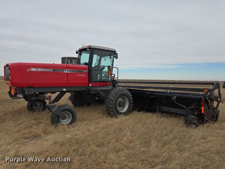 image for item EB1346 2009 Massey Ferguson 9430 swather / windrower