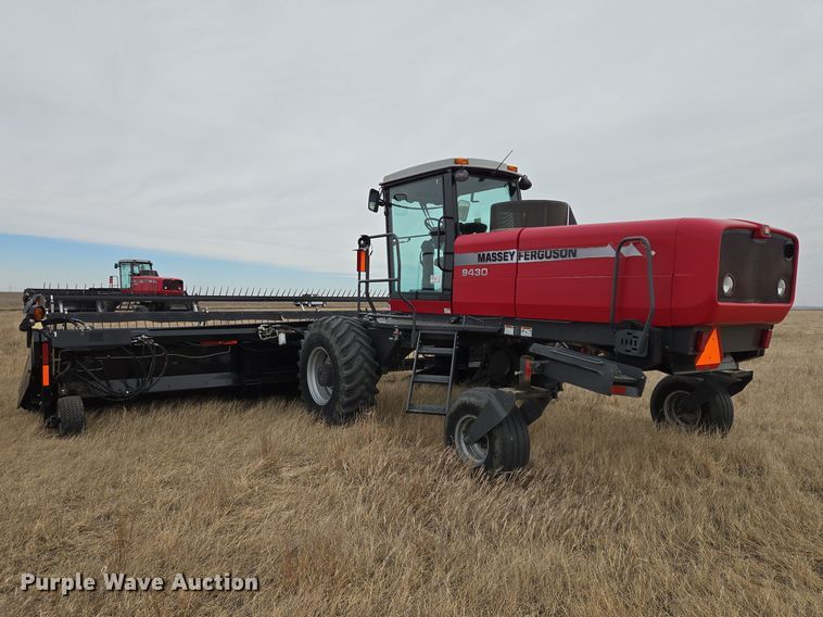 image for item EB1346 2009 Massey Ferguson 9430 swather / windrower