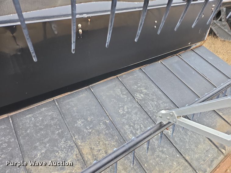 image for item EB1346 2009 Massey Ferguson 9430 swather / windrower