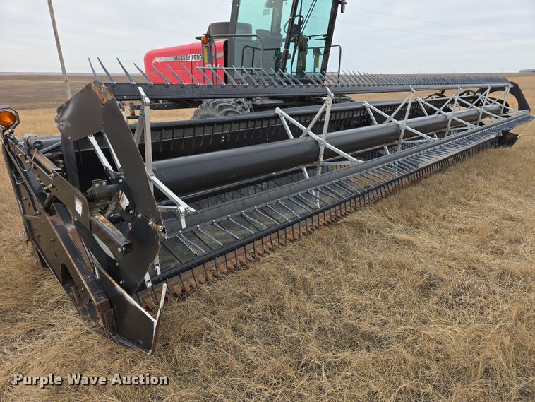 image for item EB1346 2009 Massey Ferguson 9430 swather / windrower