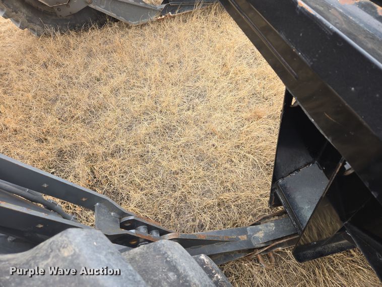 image for item EB1346 2009 Massey Ferguson 9430 swather / windrower