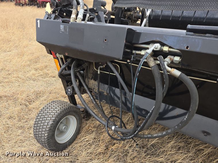 image for item EB1346 2009 Massey Ferguson 9430 swather / windrower