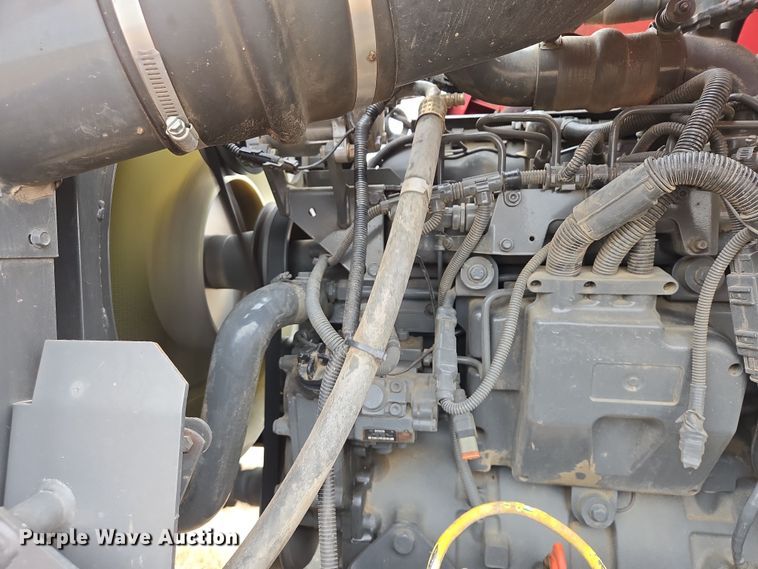 image for item EB1346 2009 Massey Ferguson 9430 swather / windrower