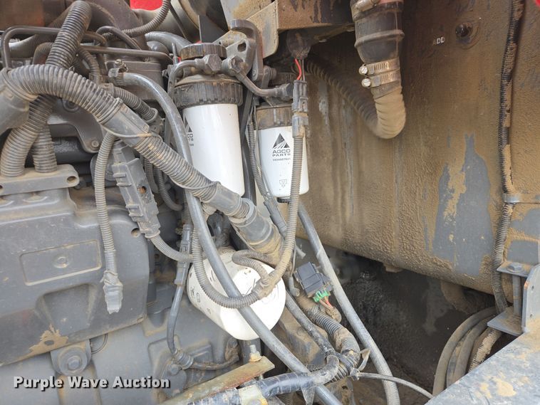 image for item EB1346 2009 Massey Ferguson 9430 swather / windrower