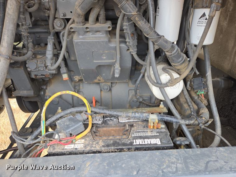 image for item EB1346 2009 Massey Ferguson 9430 swather / windrower