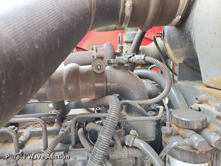 image for item EB1346 2009 Massey Ferguson 9430 swather / windrower