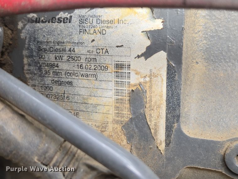 image for item EB1346 2009 Massey Ferguson 9430 swather / windrower