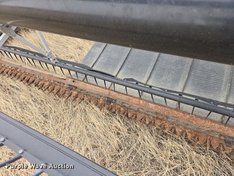 image for item EB1347 2009 Masey Ferguson 9430 swather / windrower