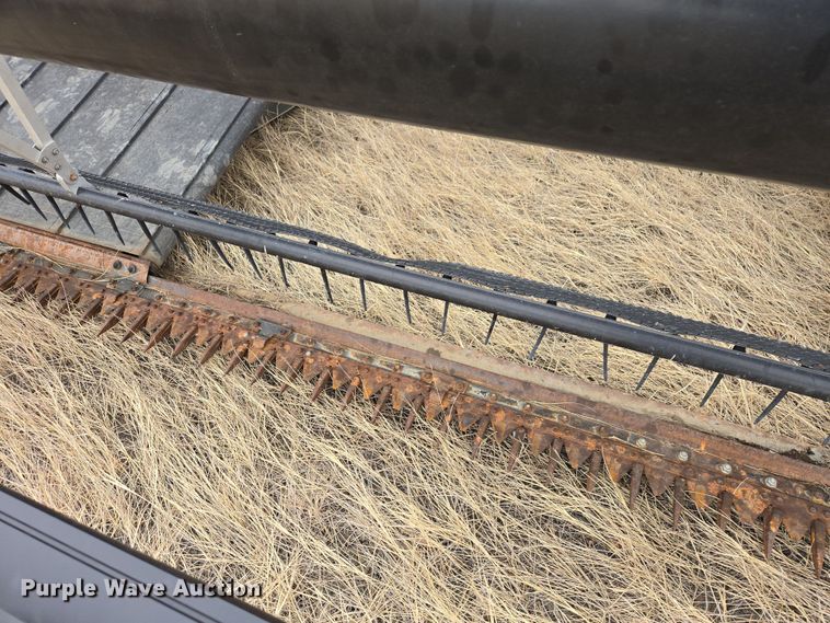 image for item EB1347 2009 Masey Ferguson 9430 swather / windrower