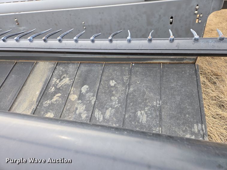 image for item EB1347 2009 Masey Ferguson 9430 swather / windrower