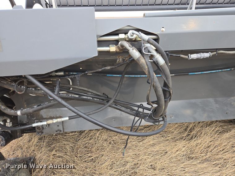 image for item EB1347 2009 Masey Ferguson 9430 swather / windrower