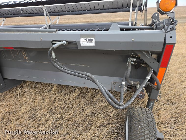 image for item EB1347 2009 Masey Ferguson 9430 swather / windrower