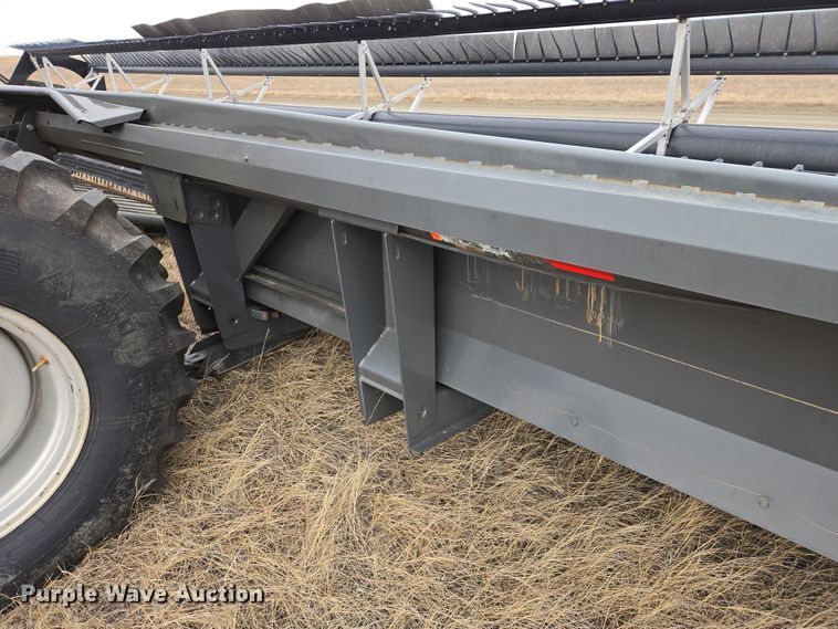 image for item EB1347 2009 Masey Ferguson 9430 swather / windrower