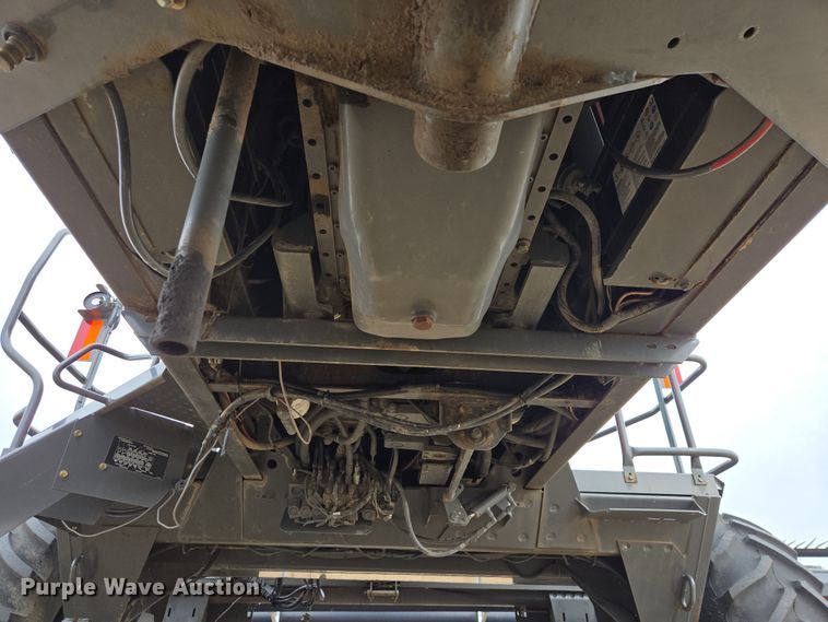 image for item EB1347 2009 Masey Ferguson 9430 swather / windrower