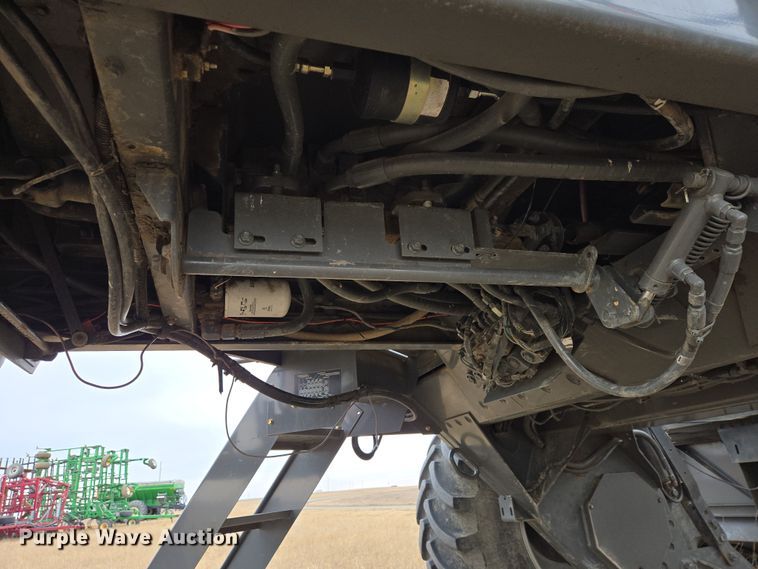 image for item EB1347 2009 Masey Ferguson 9430 swather / windrower