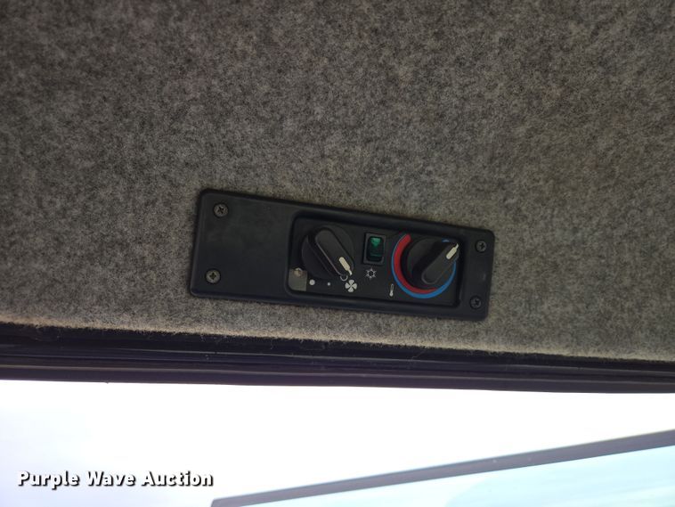 image for item EB1347 2009 Masey Ferguson 9430 swather / windrower