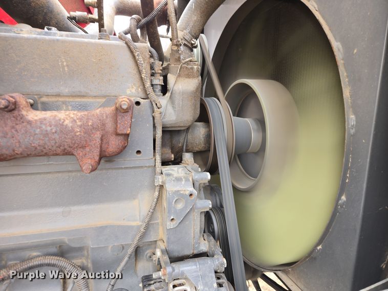 image for item EB1347 2009 Masey Ferguson 9430 swather / windrower