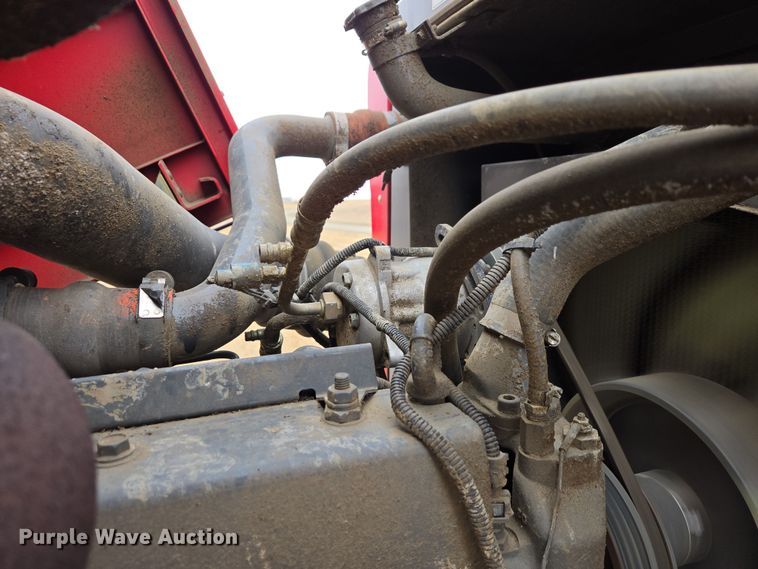 image for item EB1347 2009 Masey Ferguson 9430 swather / windrower