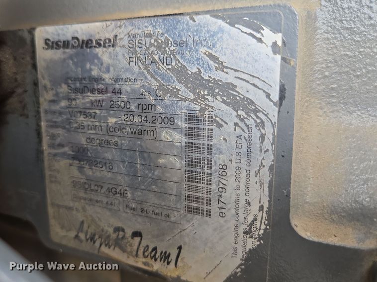 image for item EB1347 2009 Masey Ferguson 9430 swather / windrower