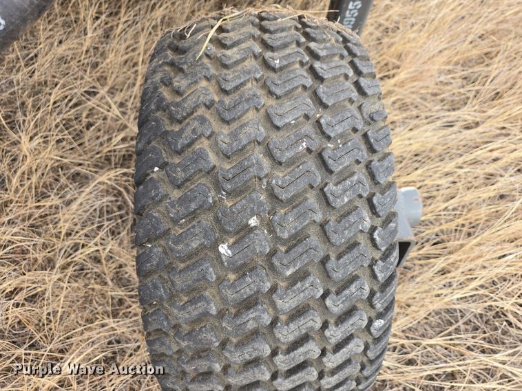 image for item EB1347 2009 Masey Ferguson 9430 swather / windrower