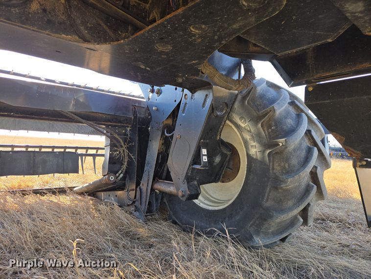 image for item EB1348 2008 MacDon M150 Premier swather / windrower