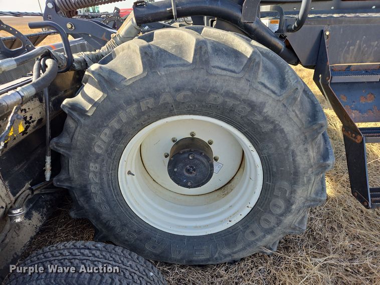 image for item EB1348 2008 MacDon M150 Premier swather / windrower