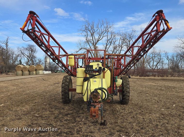 image for item EB1365 Hardi Navigator 1000M sprayer