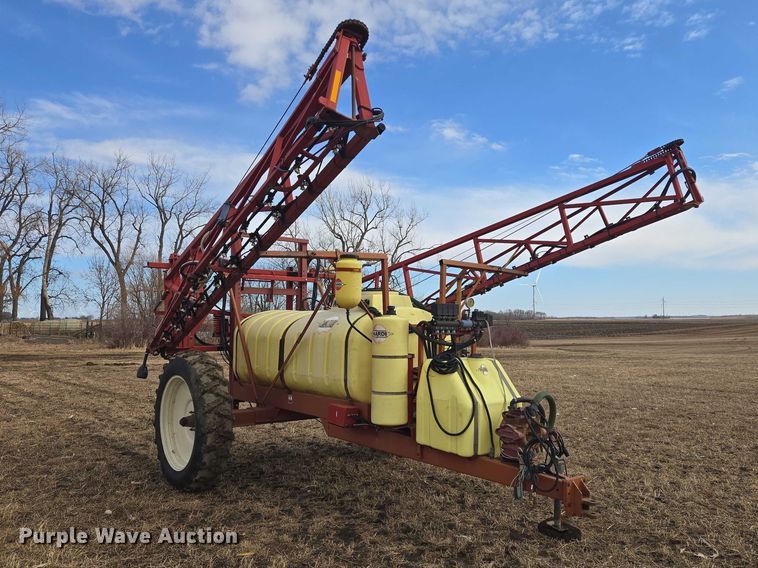 image for item EB1365 Hardi Navigator 1000M sprayer